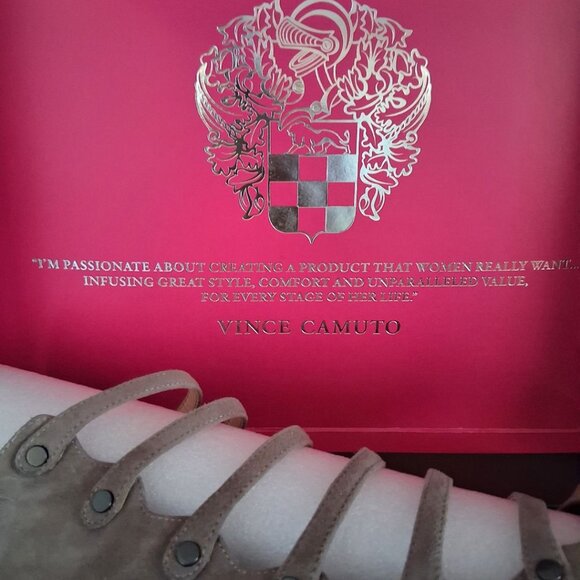 ✨ Like New ✨ Vince Camuto Taupe Suede Strappy Booties – Size 9M / EU 39 - Picture 5 of 7